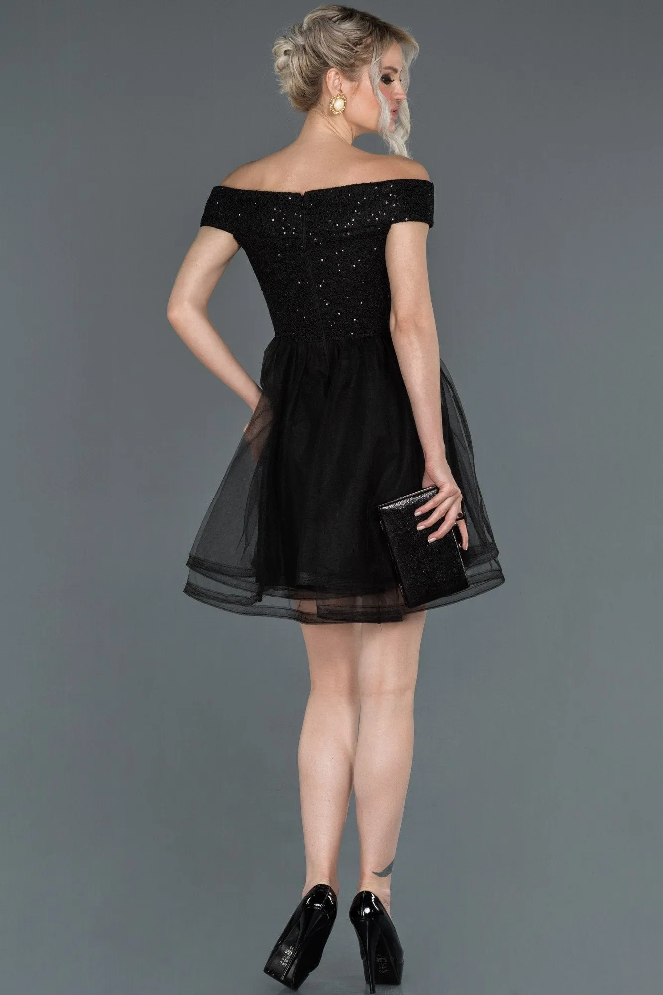 17034 Black Off-Shoulder Shimmer Tulle Princess Dress