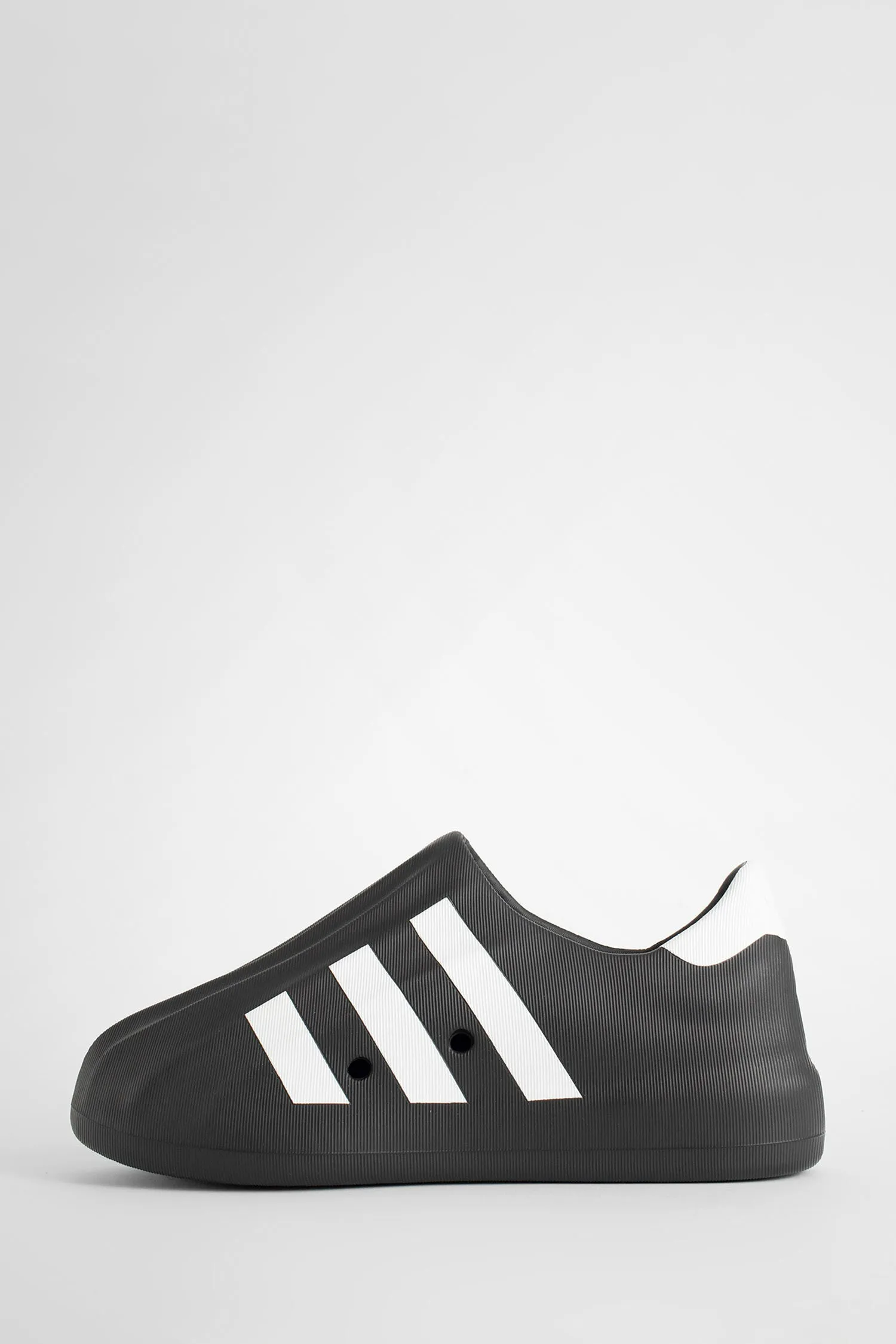 ADIDAS UNISEX BLACK&WHITE SNEAKERS