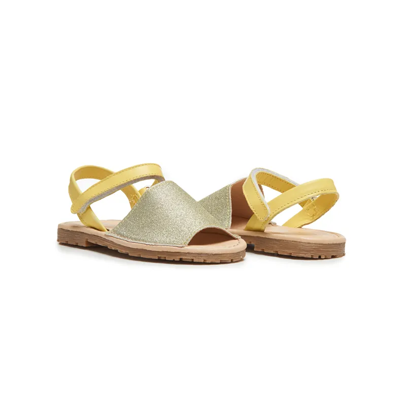 Leather Sandals In Yellow Shimmer