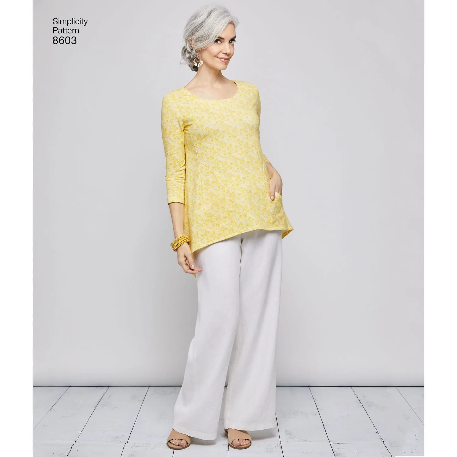 Simplicity Pattern S8603 Misses' Pullover Tops by Elaine Heigl