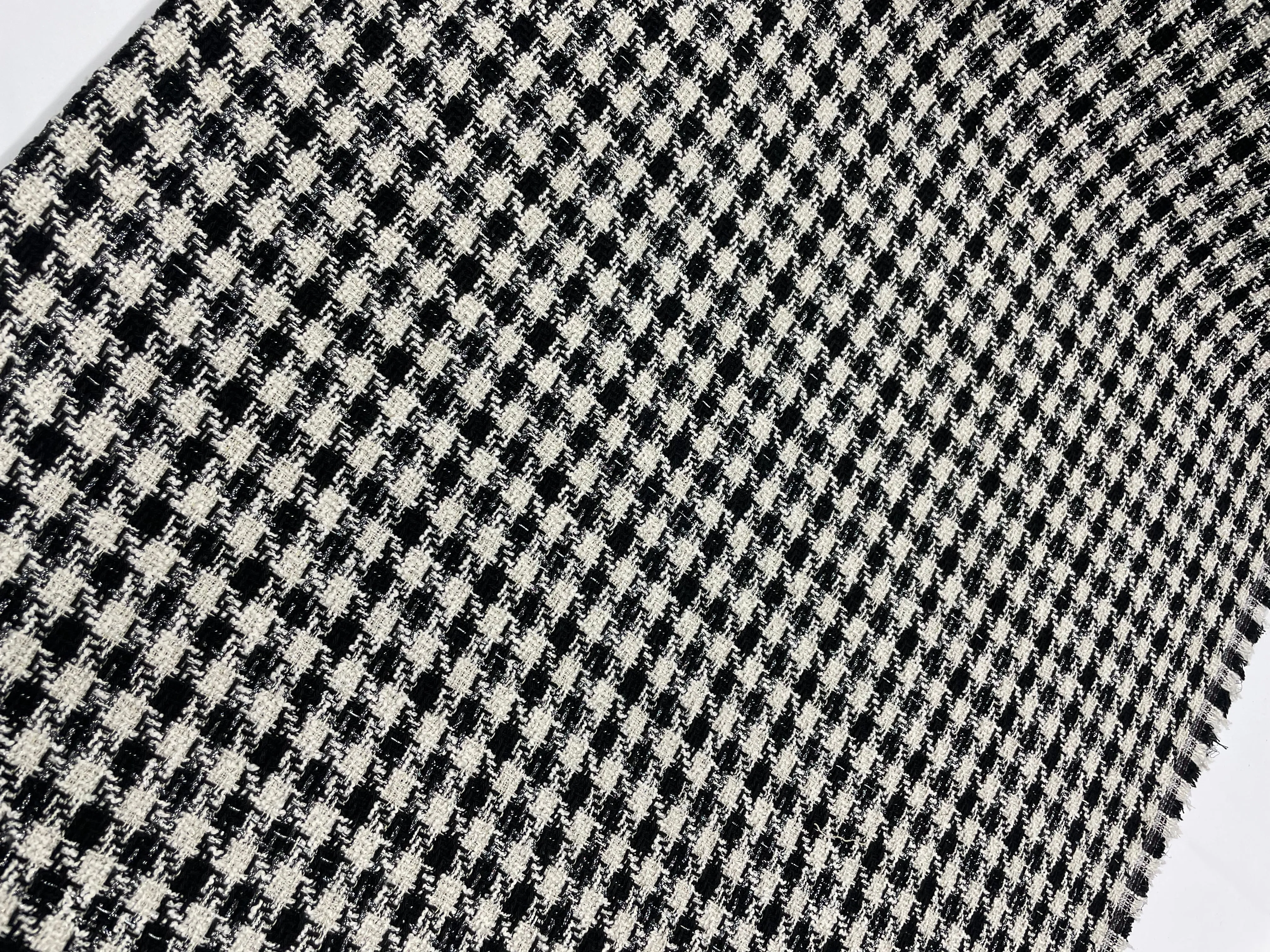 Tweed Special - Classic Houndstooth V2