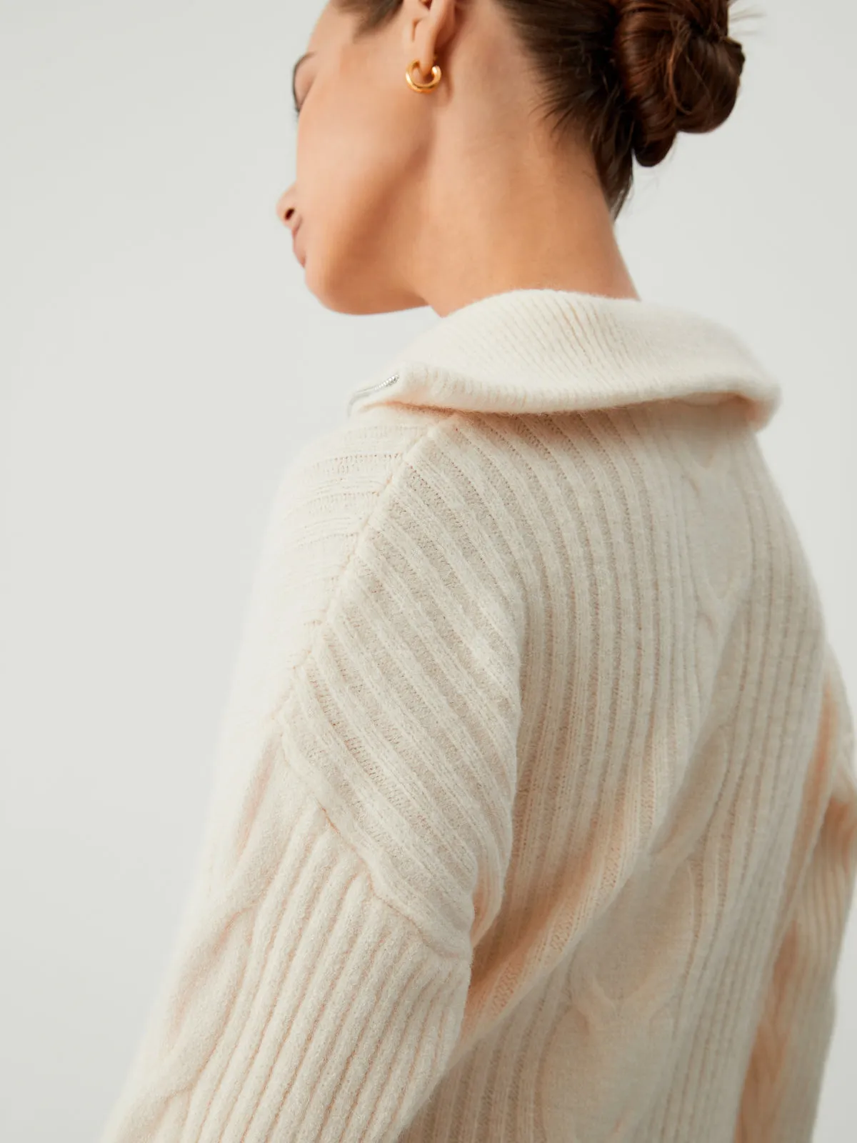 Wenkouban-Christmas Thanksgiving outfits_Cloud Nine Graceful Open Collar Sweater