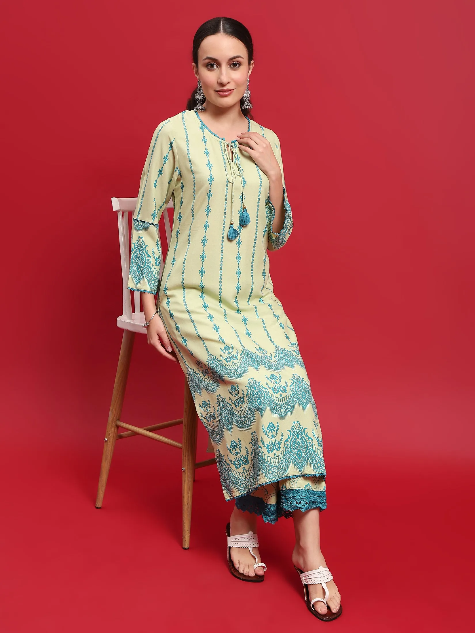 Women Liva Rayon Green Ornamental Print Kurta With Comfort Pant